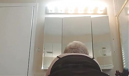 Dildo Riding Fat Assed Granny Is Getting Her Pleasure Where She Finds It